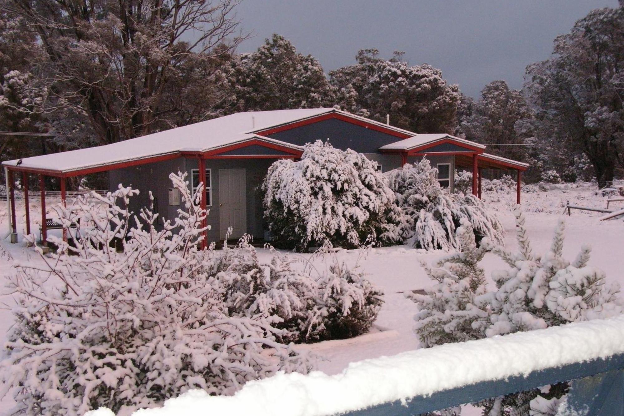 Highland Cabins And Cottages At Bronte Park Ruang foto